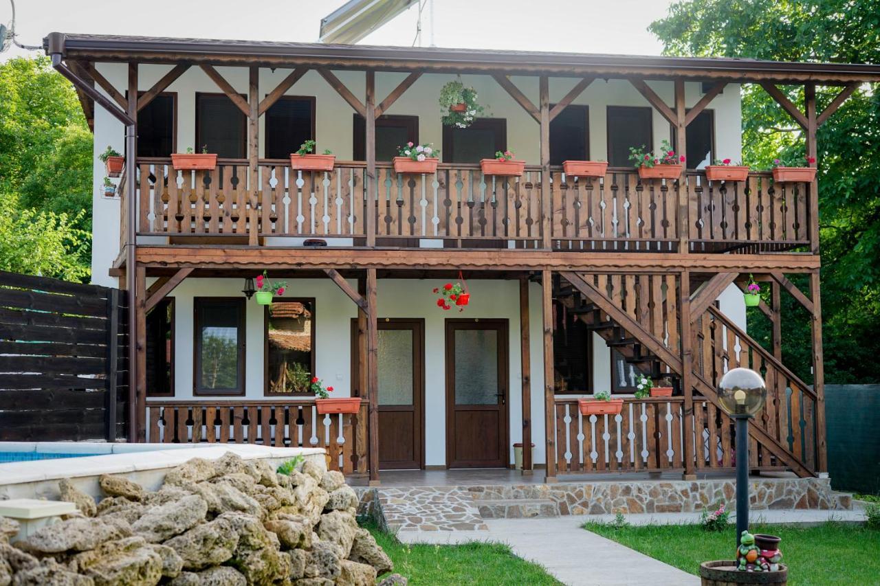 Къща За Гости "Крушунско Ханче" Krušuna Exteriér fotografie